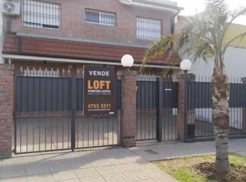 Casa · 170m² · 5 Ambientes · Casa en Venta en Carapachay, Vicente López, G. B. a. Zona Norte