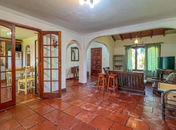 Casa · 169m² · 4 Ambientes · 1 Cochera · Venta Casa 4 Ambientes Apta Credito Los Pinares