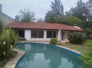 Casa · 110m² · 3 Ambientes · 2 Cocheras · Casa en Venta en La Lonja - Una Sola Planta - Apa Crédito