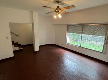 Casa · 120m² · 4 Ambientes · 1 Cochera · Casa en Florida