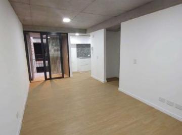 Departamento · 51m² · 2 Ambientes · Venta Departamento de un Dormitorio con Balcon y Amenities en Refineria