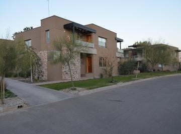 COMPLEJO · Venta Departamento Estrenar Barrio Privado Los Teros