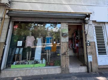 PH · 76m² · 4 Ambientes · Local y Casa 3 Dorm a Refaccionar 1 E/ 60 y 61 La Plata
