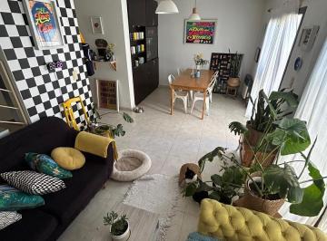 PH · 111m² · 5 Ambientes · 1 Cochera · Duplex de 3 Dorm B° Poeta Lugones