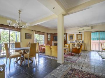 PH · 176m² · 6 Ambientes · 2 Cocheras · Venta PH 6 Ambientes con Terraza y Cochera en Villa Urquiza