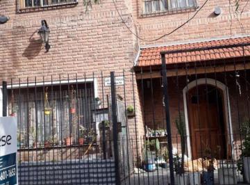 Casa · 220m² · 6 Ambientes · 2 Cocheras · Casa en Venta en Ituzaingó Norte