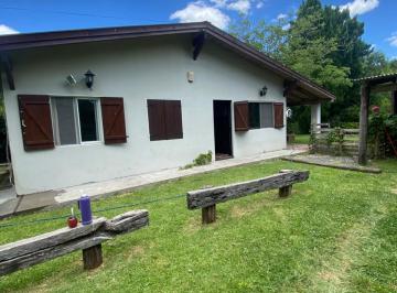 Casa de 4 ambientes, La Plata · Casa Quinta en Venta - Barrio La Hermosura