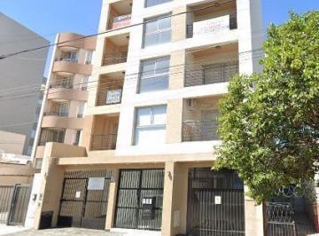 Departamento · 58m² · 2 Ambientes · 1 Cochera · Departamento en Alquiler Moreno 2 Ambientes