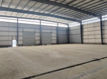 Bodega-Galpón · 1900m² · Oportunidad Al Costo - Galpón Industrial en Venta