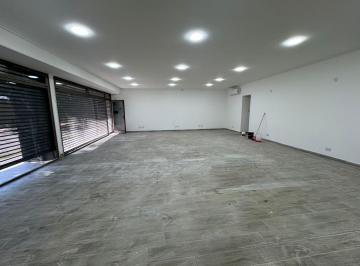 Local comercial · 100m² · 2 Ambientes · Local en Alquiler en City Bell Sobre 467 y 17