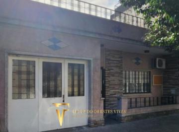 Casa · 132m² · 3 Ambientes · 1 Cochera · Casa en Venta 3 Amb con Cochera - Patio - Terraza - Liniers