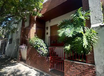 Casa de 4 ambientes, Flores · Casa Flores 4 Ambientes 2 Baños Patios y Terraza 2 Plantas
