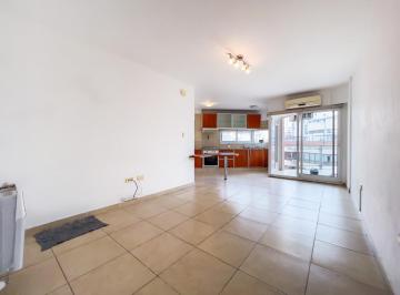 Departamento · 52m² · 2 Ambientes · Departamento de 1 Dormitorio, Balcón Al Frente, Zona Rio