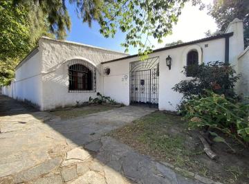 Casa de 7 ambientes, Malvinas Argentinas · Casa en Venta Sobre Lote de 3396 m² en Ing. Sourdeaux