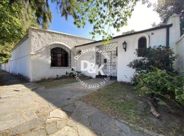 Casa de 7 ambientes, Malvinas Argentinas · Casa en Venta Sobre Lote de 3396 m² en Ing. Sourdeaux