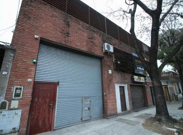 Bodega-Galpón · 982m² · 8 Ambientes · 1 Cochera · Venta Deposito en Lote Propio en Parque Patricios