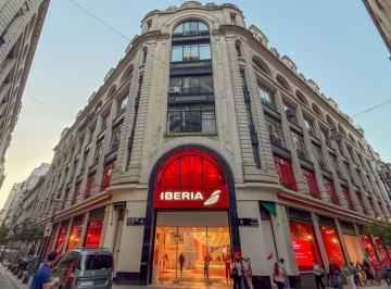 Oficina comercial , Centro / Microcentro · Oficina de 1.300 m² Lista Para Usar en Excelente Estado!