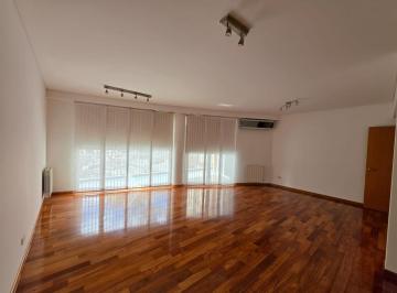 Departamento · 110m² · 3 Ambientes · 2 Cocheras · Excelente Piso 3 Ambientes con 2 Cocheras!