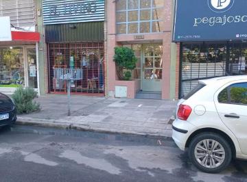 Departamento · 45m² · 2 Ambientes · Zona Comercial y Bancaria - Lineas de Colectivo en Puerta - Muy Luminoso