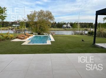 Casa · 400m² · 5 Ambientes · 2 Cocheras · Casa en Venta Al Rio en San Juan Villanueva