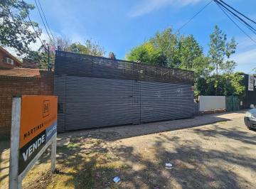 Casa · 120m² · 3 Ambientes · 2 Cocheras · Casa con Local en Venta en Parque Leloir