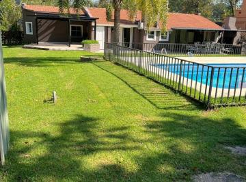 Casa de 5 ambientes, Pilar · Lindisima Casa con Gran Parque