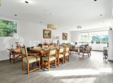 Casa · 302m² · 7 Ambientes · 2 Cocheras · Casa en Venta en El Encuentro 3/4 Dorm. Más Escritorio