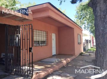 Casa · 80m² · 3 Ambientes · 2 Cocheras · Casa Venta Mar del Tuyu