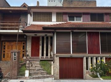 Casa de 5 ambientes, Avellaneda · Pasaje Merlino Al 700 - Wilde - Avellaneda
