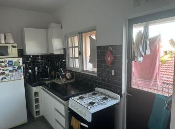 Casa · 161m² · 5 Ambientes · 1 Cochera · Casa en San Lorenzo Al 500 - Sarandi - Venta - Oportunidad Multifamiliar