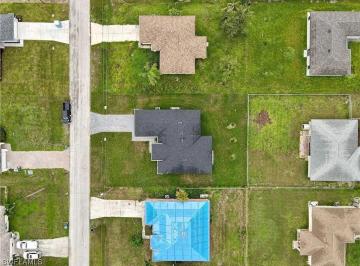 Casa · 235m² · 4 Ambientes · 2 Cocheras · Casa en Venta en Florida Estados Unidos