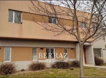 Casa · 150m² · 6 Ambientes · Casa Venta 6 Ambientes Al Agua en Barrio San Marco Villanueva Lote de 1100 m²