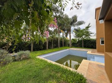 Casa de 4 ambientes, Berazategui · Casa en Alquiler - Altos de Hudson 2