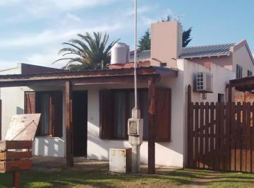 Casa · 120m² · 3 Ambientes · 1 Cochera · Casa en Playa Serena