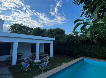 Casa de 3 ambientes, Villa Carlos Paz · Casa Amoblada a m del Lago.