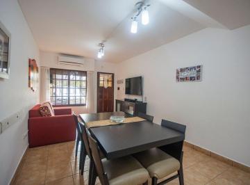 PH · 98m² · 4 Ambientes · 1 Cochera · Venta PH Tipo Duplex 4 Amb con Patio Carapachay