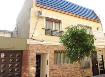 PH de 2 ambientes, Villa Santa Rita · Alquiler PH en Planta Baja Tipo Loft 2 Ambientes, con Patio ¡!