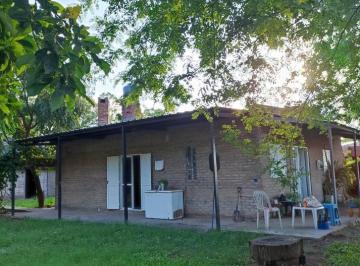 Casa · 120m² · 4 Ambientes · 1 Cochera · Casa en Venta en Santa Rosa de Calchines