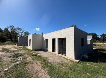 Casa · 100m² · 1 Ambiente · Casas a Estrenar en Venta PH – Chacras del Pinar
