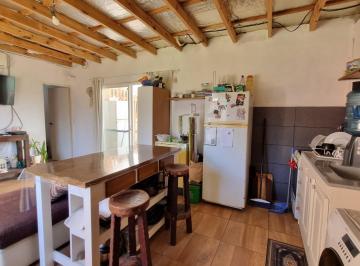Casa · 64m² · 3 Ambientes · 1 Cochera · Venta Oportunidad Casa 3 Ambientes con Jardín en Garín