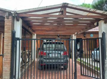 Casa · 3 Ambientes · 1 Cochera · Duplex con Gas Natural