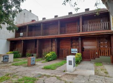 Casa · 3 Ambientes · 1 Cochera · Duplex Todos Los Servicios
