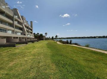Departamento · 90m² · 3 Ambientes · 2 Cocheras · Depto 3 Ambientes con Jardín Propio en Vila Vela