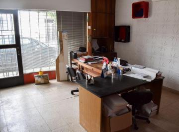 Bodega-Galpón · 540m² · Galpón en Venta con Oficina y Montacargas.