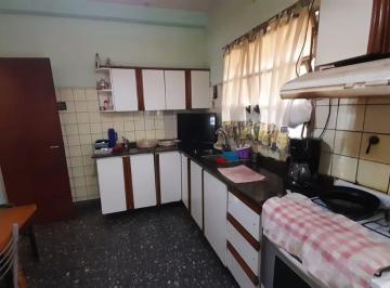 Casa · 130m² · 4 Ambientes · Venta Casa 2 Dorm., Patio. La Florida