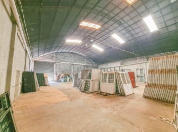 Bodega-Galpón · 696m² · Venta Galpon 700 m Proximo a Av Juan B Justo