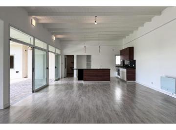 Casa · 160m² · 7 Ambientes · Impecable Propiedad a Estrenar; Cantegril