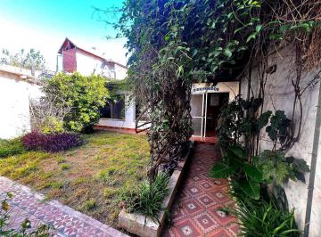Casa · 170m² · 4 Ambientes · 1 Cochera · Casa en Venta 4 Ambientes con Garage en San Andres