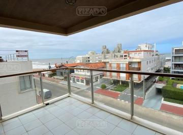 Departamento · 75m² · 3 Ambientes · 1 Cochera · Departamento en Alquiler Ubicado en Península, Punta del Este, Punta del Este / Maldonado