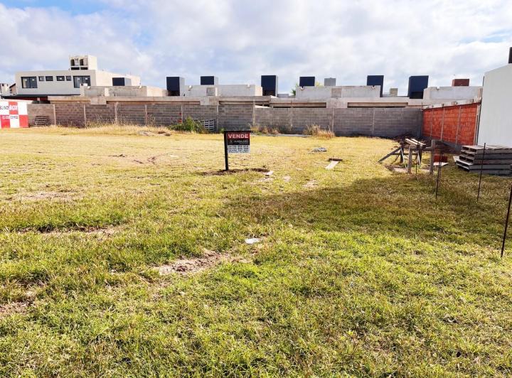 Terreno · 360m²